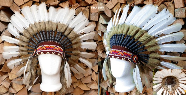 Federhaube mit extra lange breite Federn weiss-beige